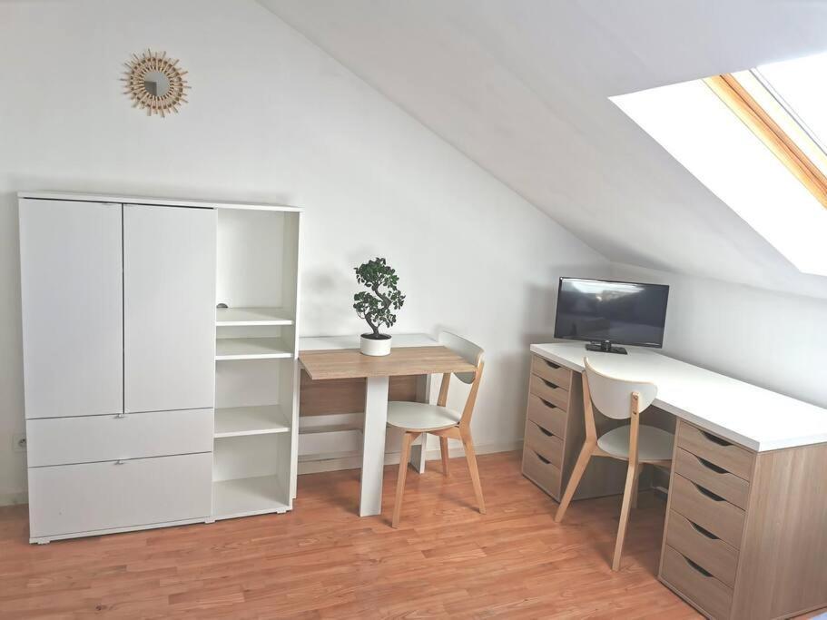 Studio Cosy Au Coeur De Reims Kültér fotó